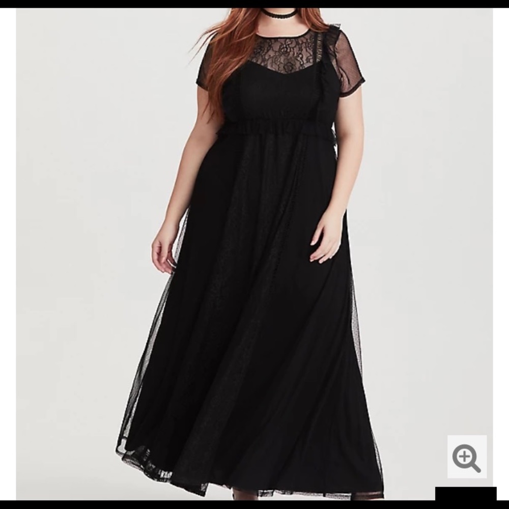 Torrid size 1 black lace and mesh maxi dress NWT - Picture 10 of 11